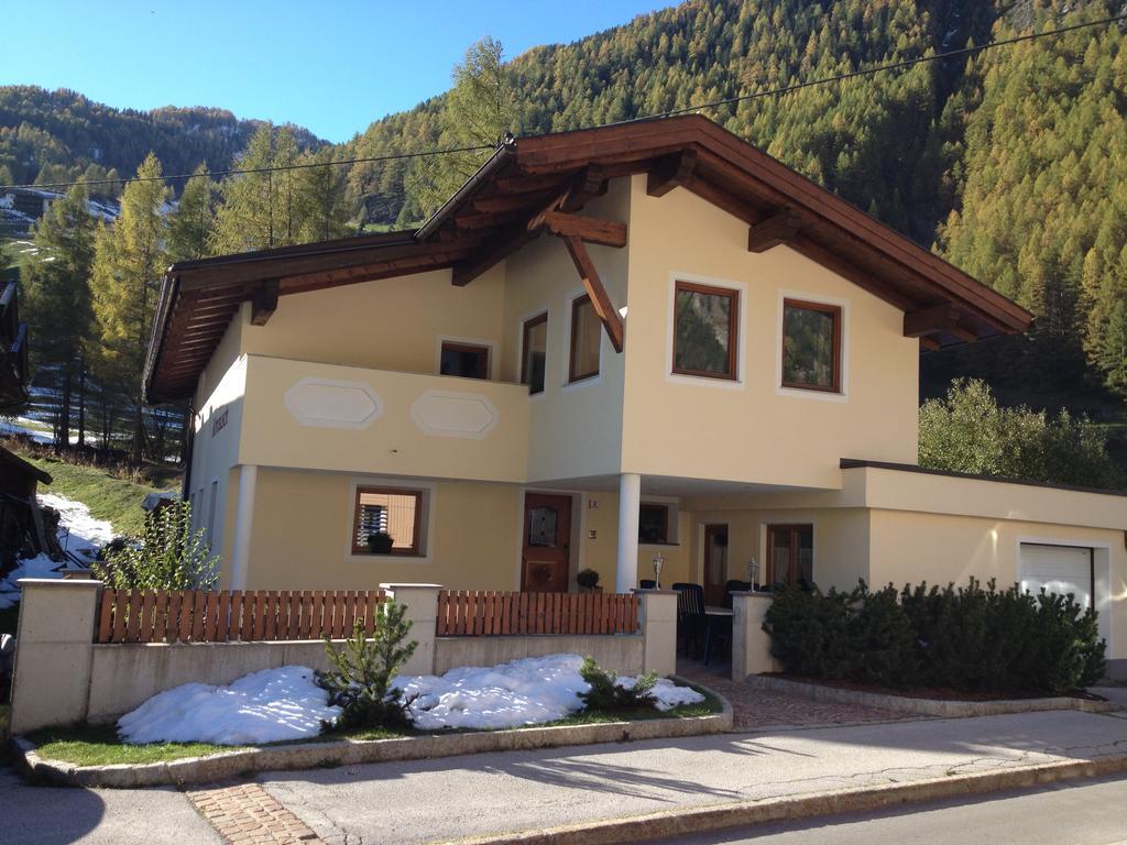 Апартаменты Haus Almrausch Зёльден Экстерьер фото